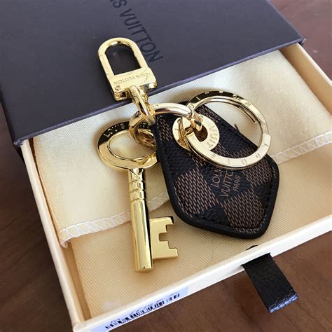 portachiavi louis vuitton personalizzati|louis vuitton luggage charm.